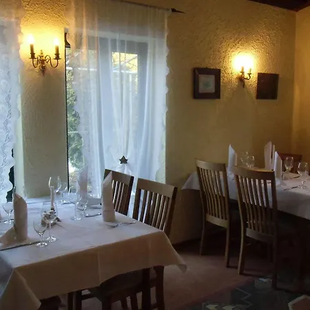 Hotel Landhotel-restaurant Schwalbennest 3*